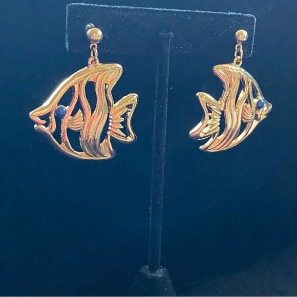 Vintage AVON "Two Fish" Gold Tone Dangle Earrings with Blue Eye Accent - Picture 4 of 9